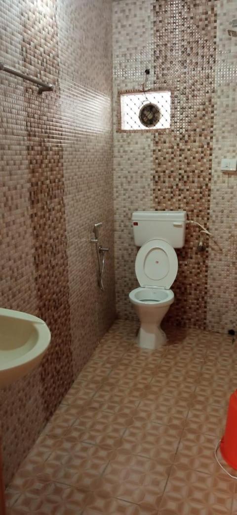 Sivaranjini Tourist Villa Guruvayur Bagian luar foto